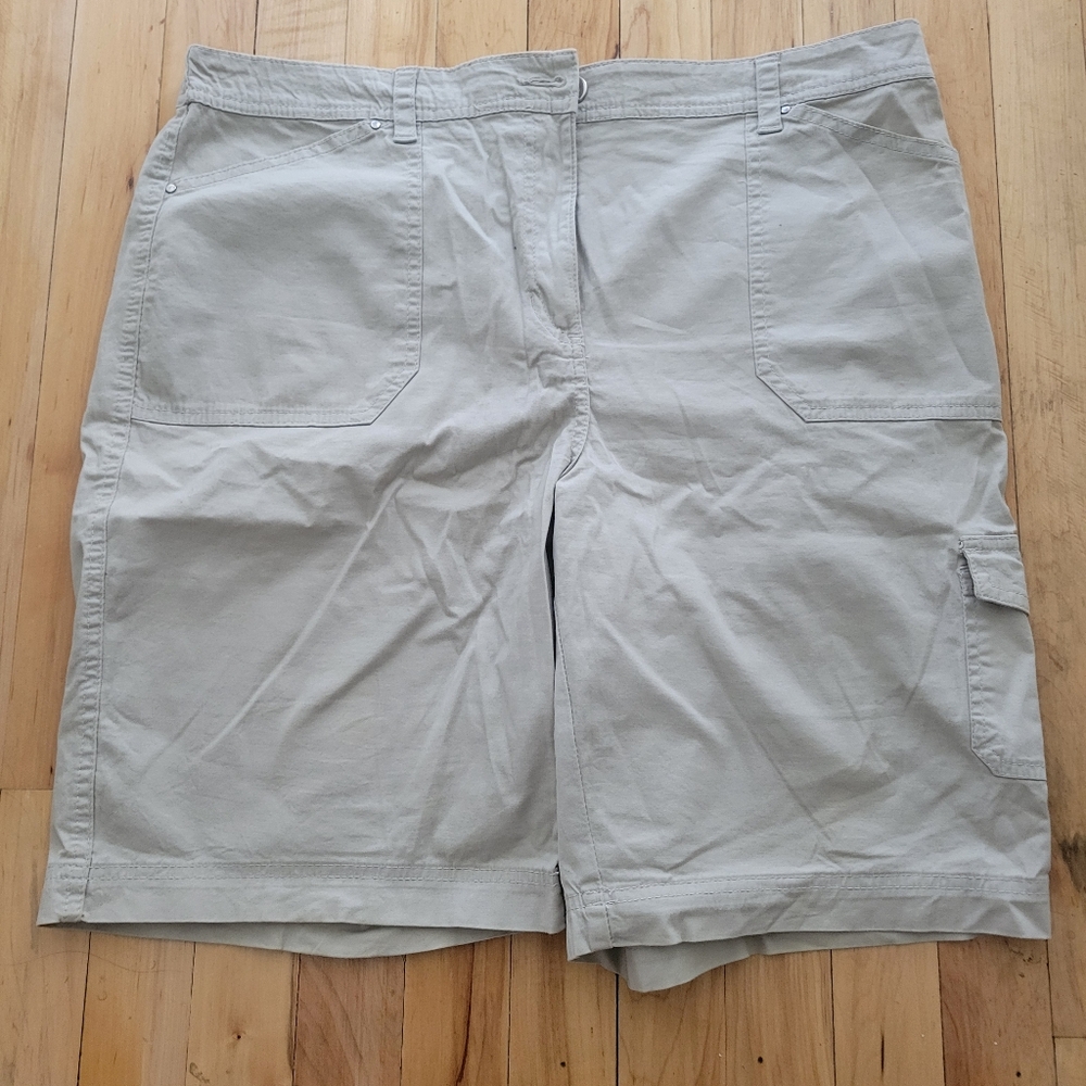 Women's Cargo Shorts